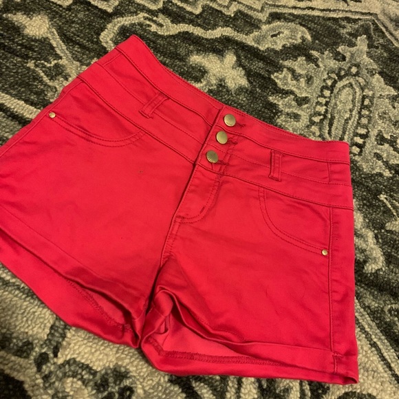 Pants - Shorts Pants - Shorts